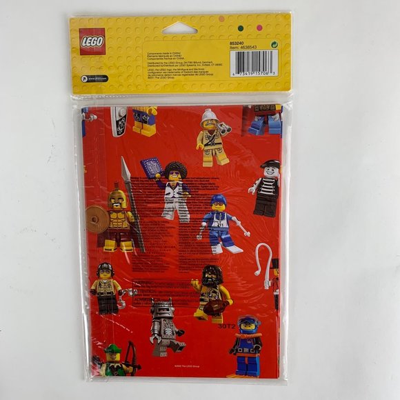 LEGO Bundle Minifig Sticker Book, Wrapping Paper, 30580 Santa Claus Skiing New - Picture 9 of 15